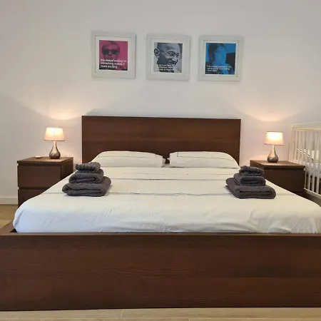 The Poolside Bliss * San Ġwann