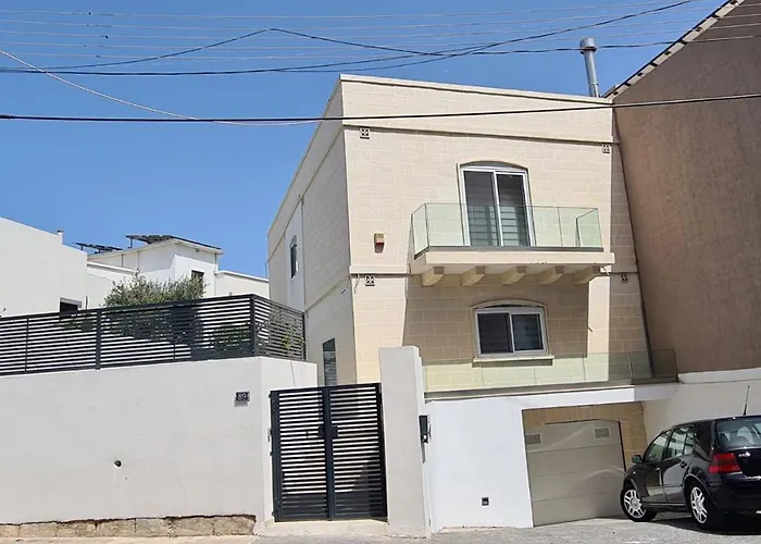 Villa The Poolside Bliss