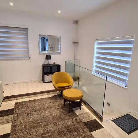 The Poolside Bliss San Ġwann