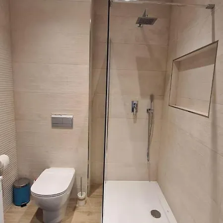 Villa The Poolside Bliss *