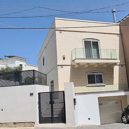 Villa The Poolside Bliss